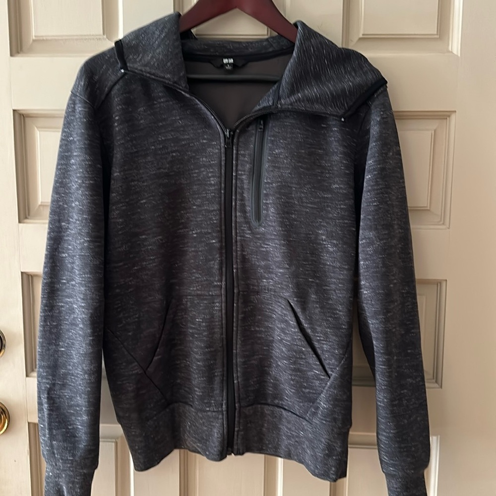 Uniqlo Unisex full-zip Hoodie. Size small